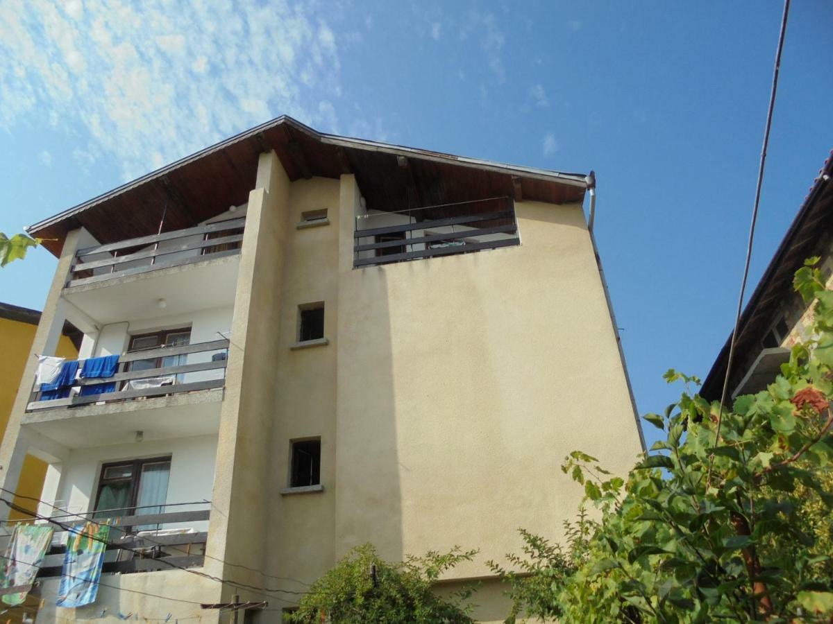 Две Сестри Lozenec Exteriér fotografie